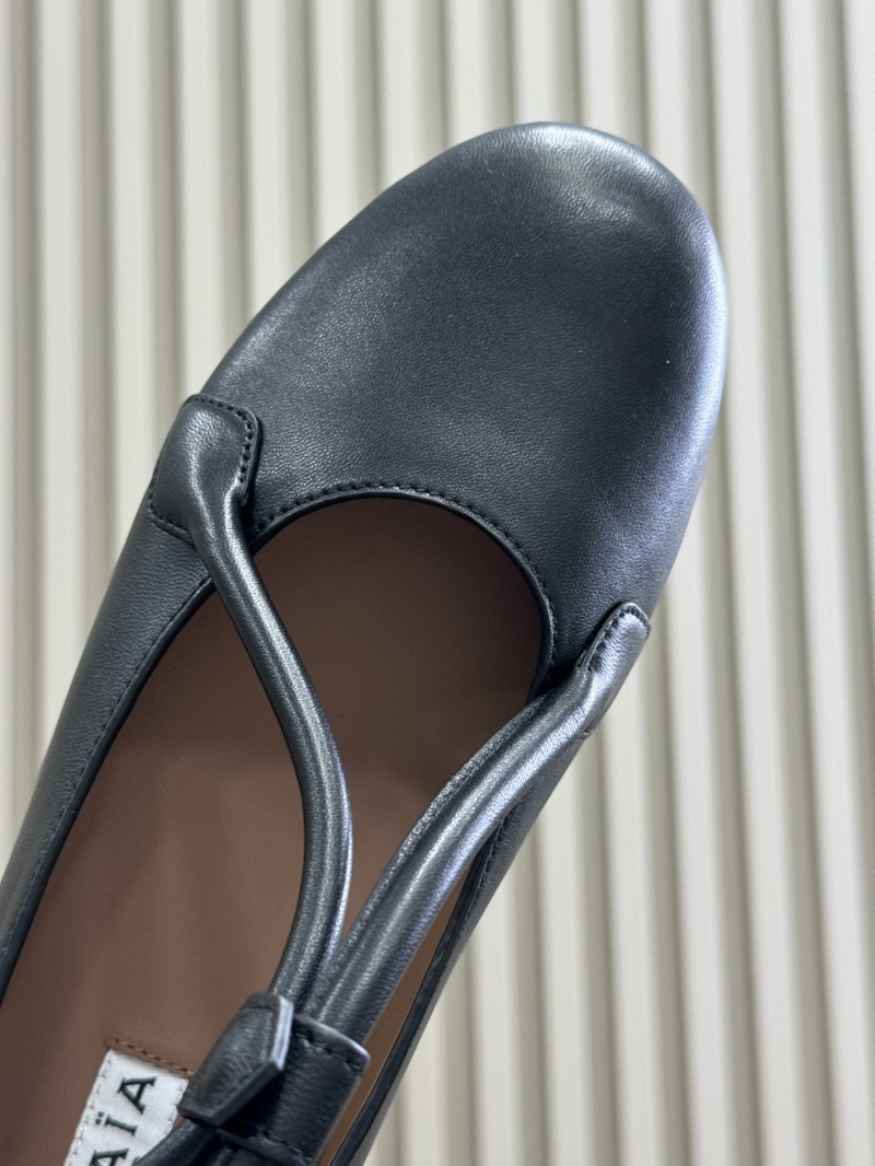 Alaia Flat Shoes